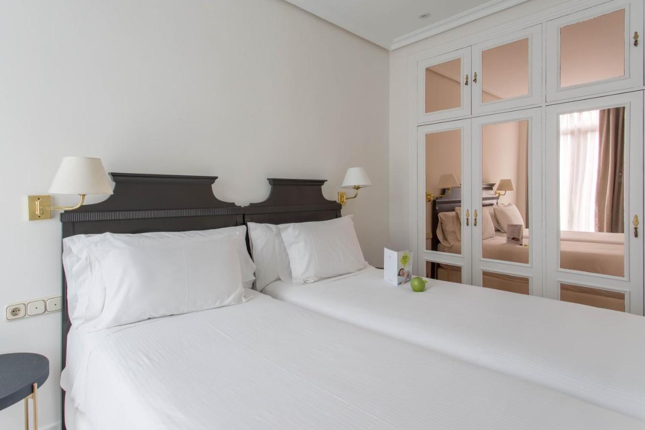 Sercotel Apartamentos Europa San Sebastián Esterno foto