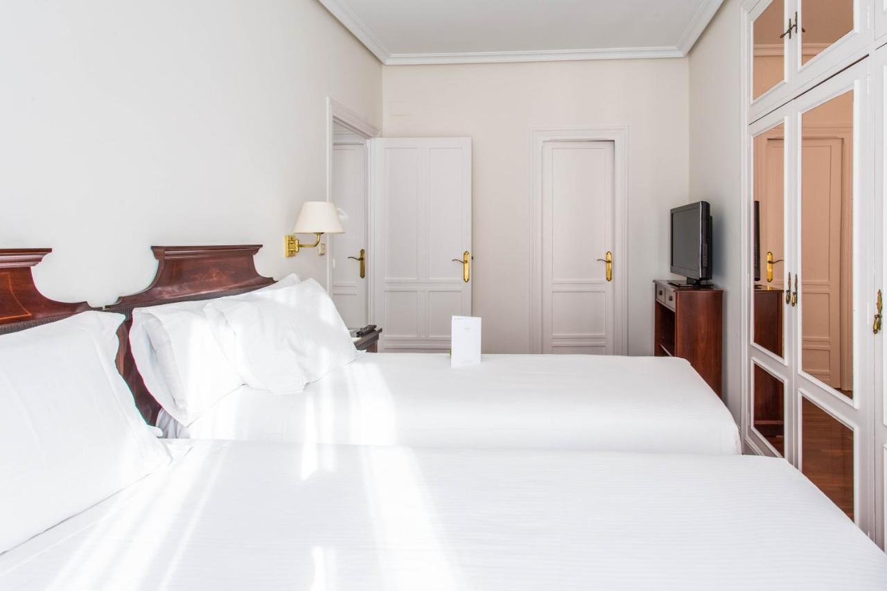 Sercotel Apartamentos Europa San Sebastián Esterno foto
