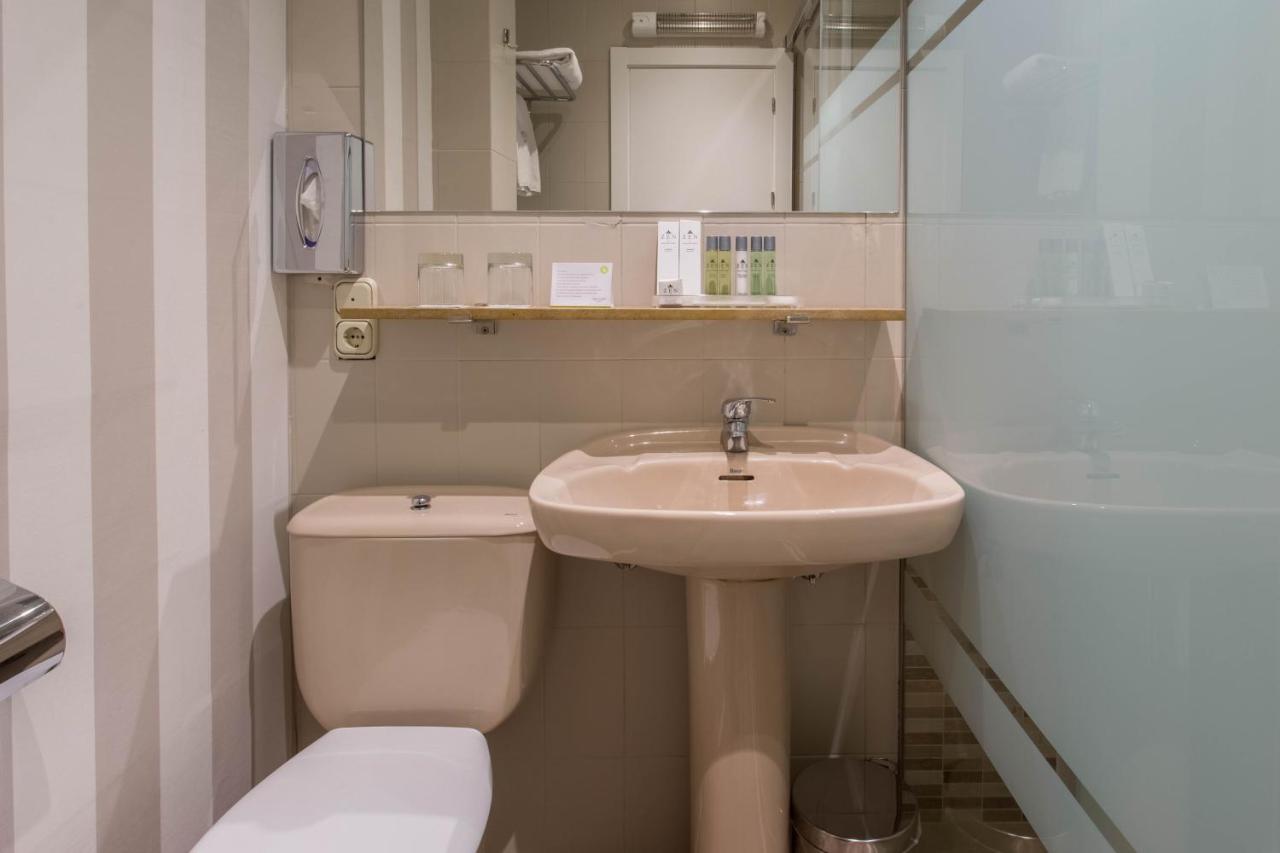 Sercotel Apartamentos Europa San Sebastián Esterno foto