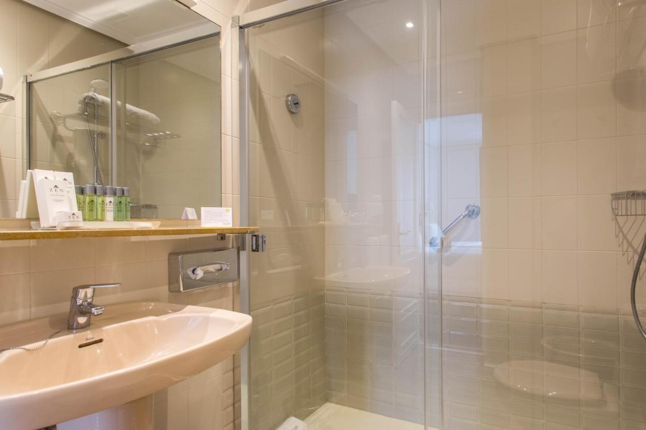 Sercotel Apartamentos Europa San Sebastián Esterno foto